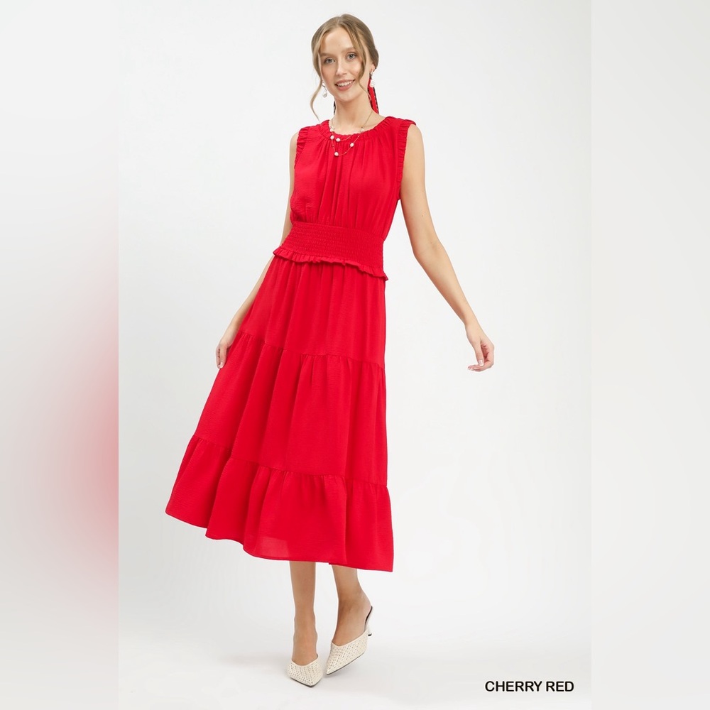 Umgee Smocked Waist Tiered Midi Dress – Red🛍️
